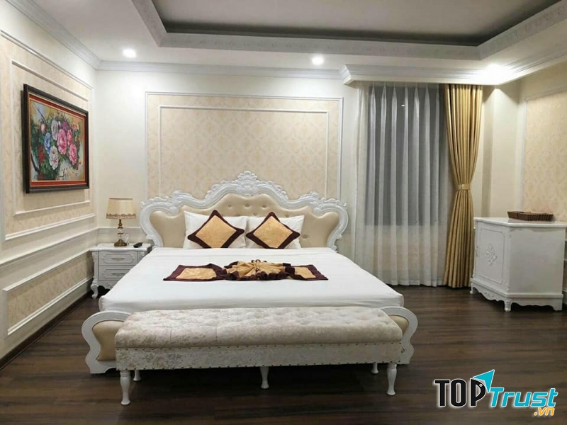 Khách sạn Tùng Dương