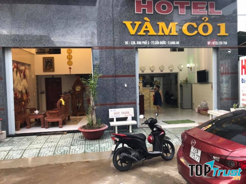 Khách sạn Vàm Cỏ