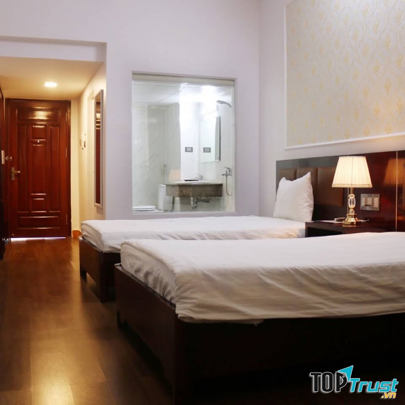 Khách sạn Vân Long