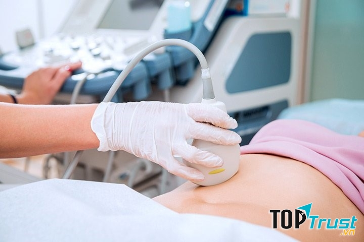 Cần phải khám sức khỏe định kỳ để thường xuyên nắm được tình trạng sức khoẻ của bản thân và kiểm soát những nguy cơ mắc bệnh ung thư của cơ thể, từ có những biện pháp khắc phục phù hợp.