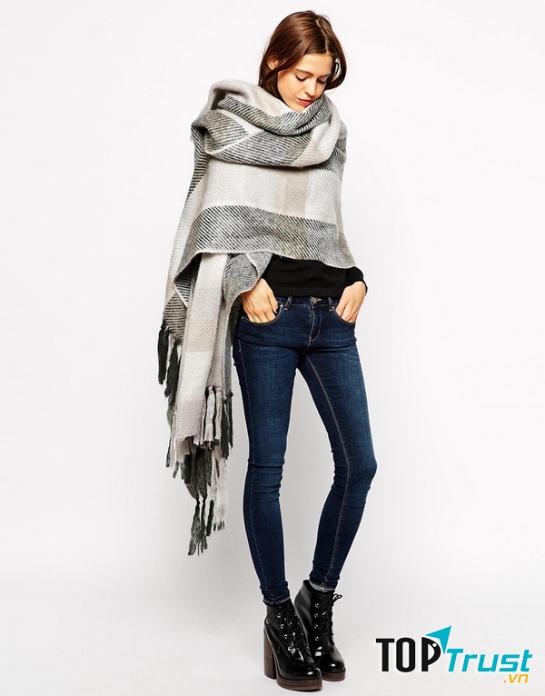 Khăn choàng bản rộng có nhiều màu sắc cho bạn lựa chọn