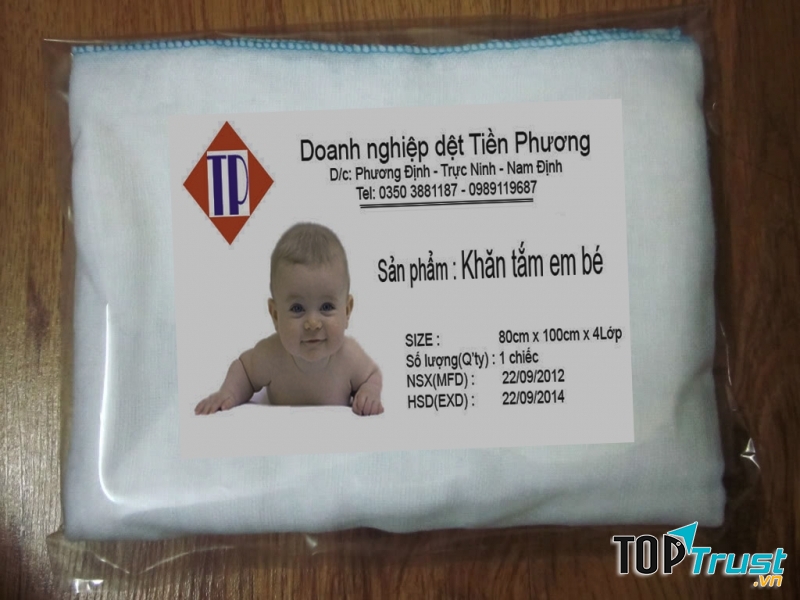 Khăn và chăn quấn bé