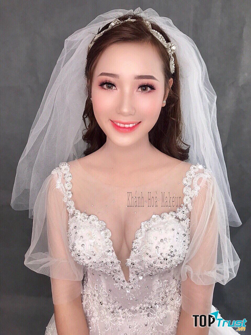 Khánh Hòa Makeup