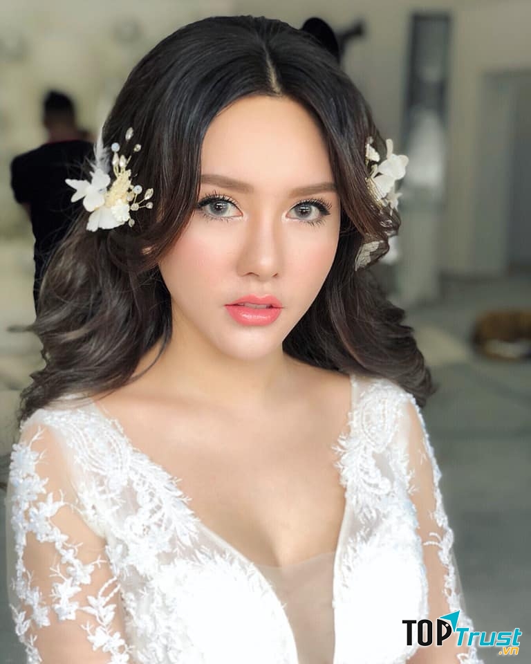 Khánh Kull Make Up