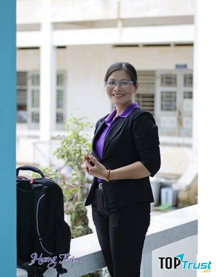 Ảnh chân dung tác giả Hương Tràm