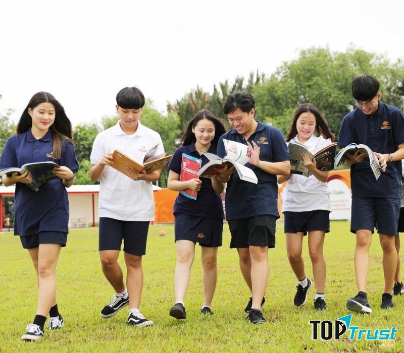 Không nên có thai tuổi vị thành niên