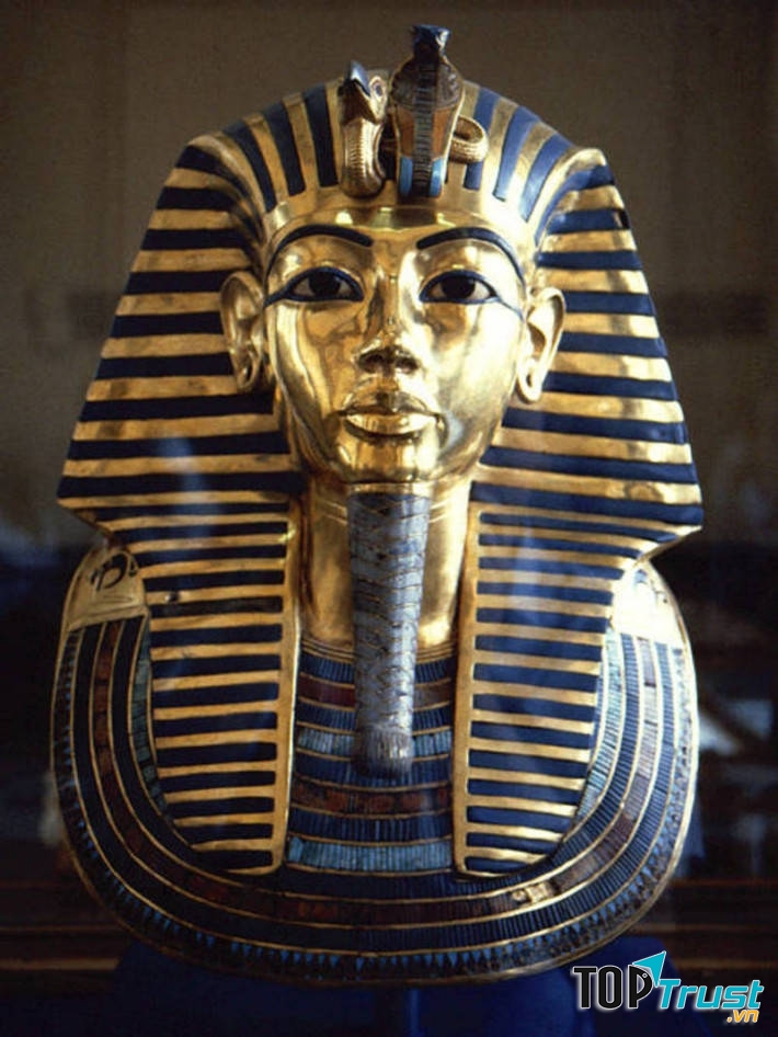 Mặt nạ vua Nebkheperura Tutankhamn