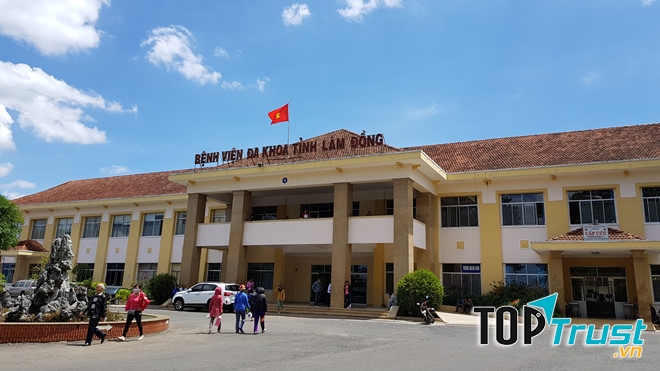 Bệnh viện đa khoa tỉnh Lâm Đồng