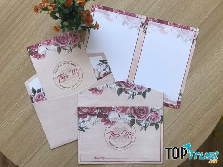 Khoa Thiệp Cưới