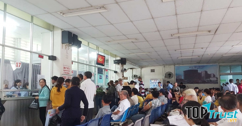 Khu đăng ký khám bệnh bệnh viện Chợ Rẫy