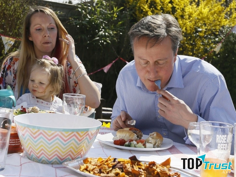 Hạn chế phát ra tiếng động khi ăn