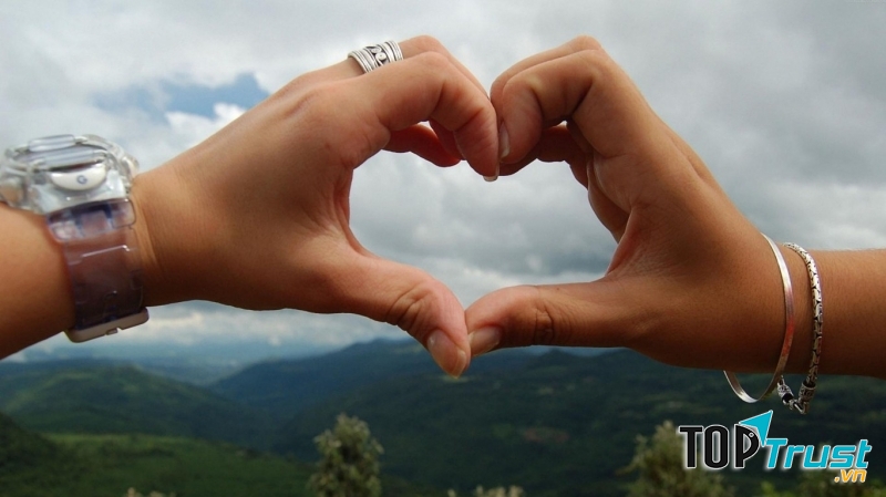 Không đòi hỏi gì từ bạn