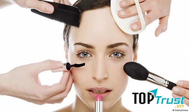 Không được đi làm đẹp