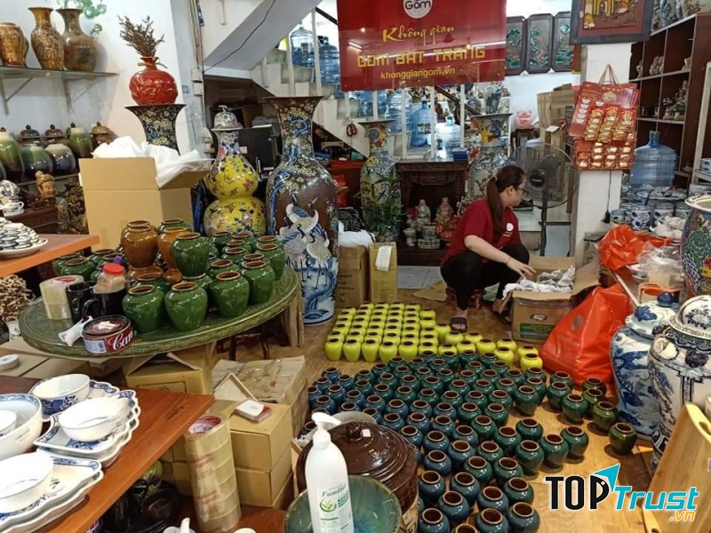 Không Gian Gốm Bát Tràng