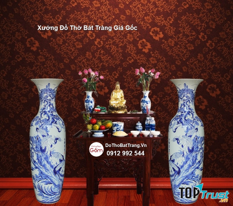 Không Gian Thờ Cúng Bát Tràng