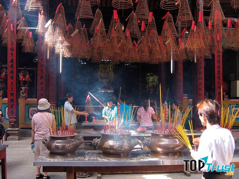 Không lấy lộc để bàn thờ tại nhà