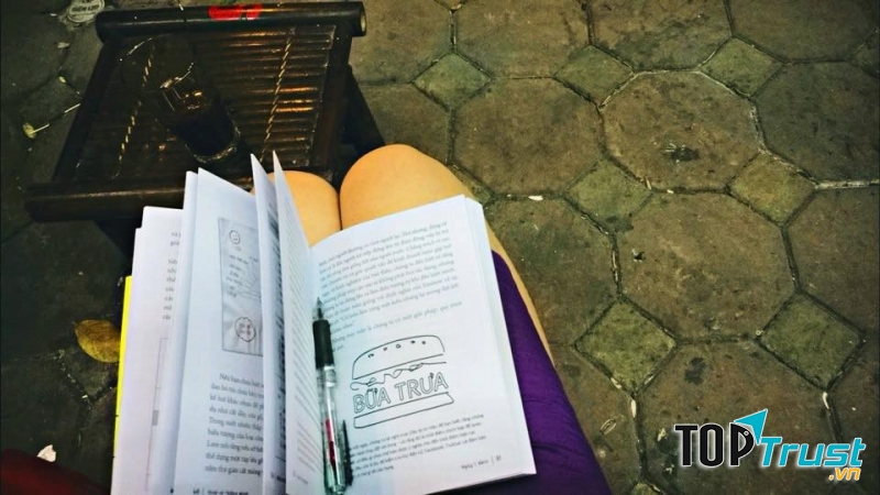 Không mù quáng ghen tuông