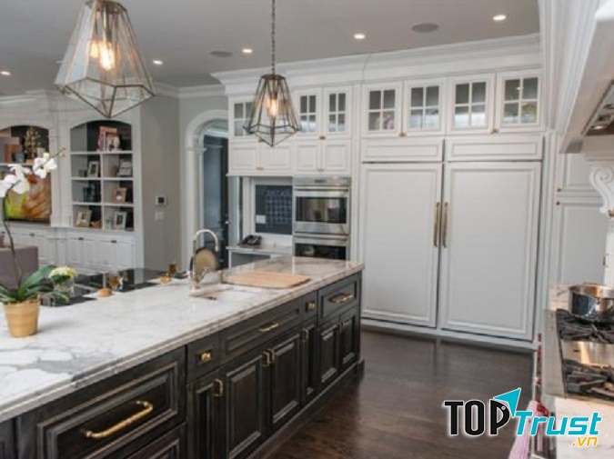 Không nên đặt bếp ở trung tâm nhà