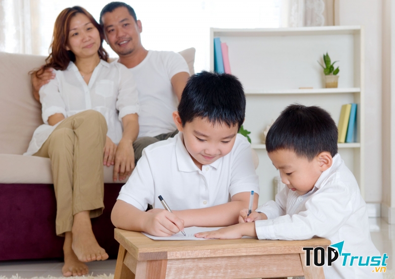 Nếu các con luôn được nhắc nhở thì sẽ nảy sinh tình trạng, mẹ nhắc thì con mới đi học