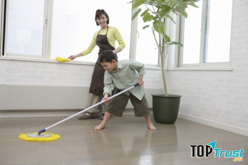 Dân gian cho rằng quét nhà là quét đi những điều tốt đẹp