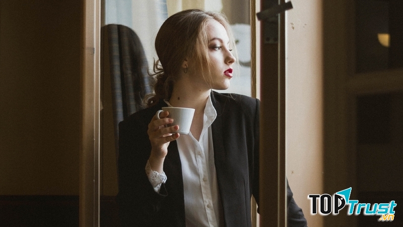 Đàn ông cũng thích cảm giác được làm chỗ dựa vững chắc cho người mình yêu