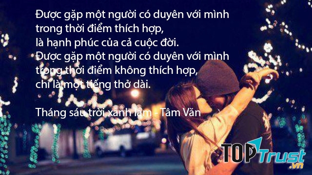 Tháng sáu trời xanh lam - Tâm Văn