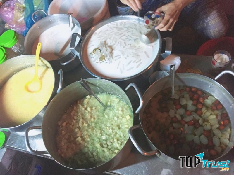 Món chè, đường Ngô Văn Sở