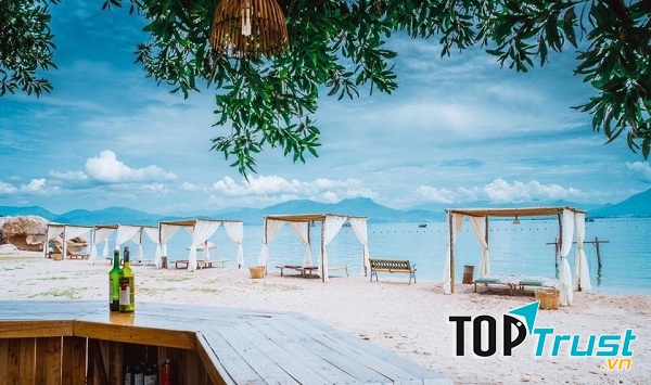 Khu cắm trại Sao Biển