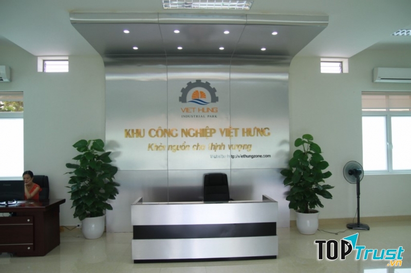Bên trong văn phòng ban quản lý khu công nghiệp Việt Hưng