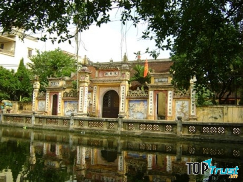 Khu Đền thờ Nguyễn Trãi