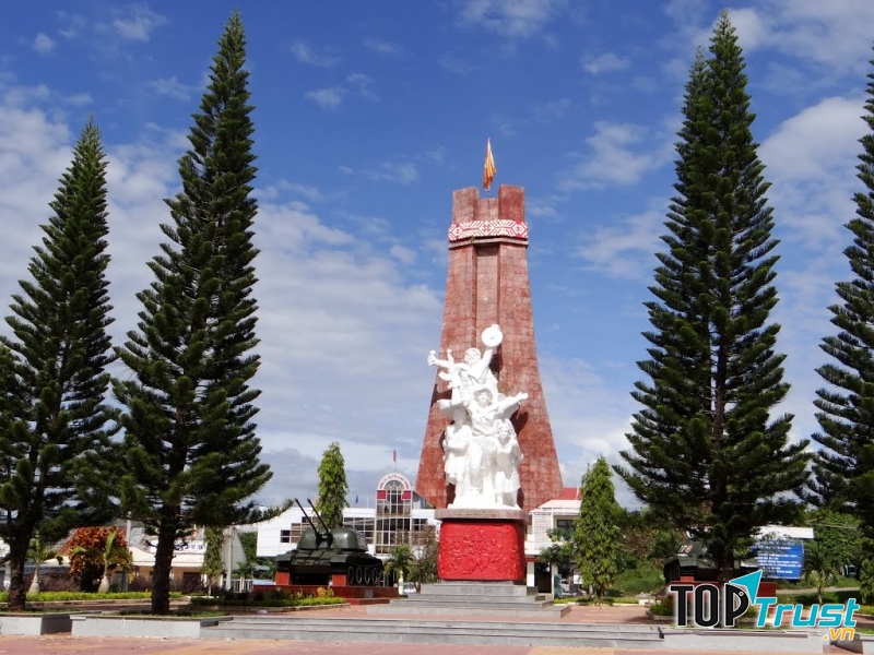 Khu di tích chiến thắng Đăk Tô