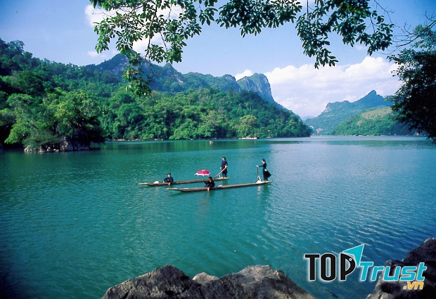 Nơi được mệnh danh là hòn ngọc xanh giữa miền Trung khắc nghiệt