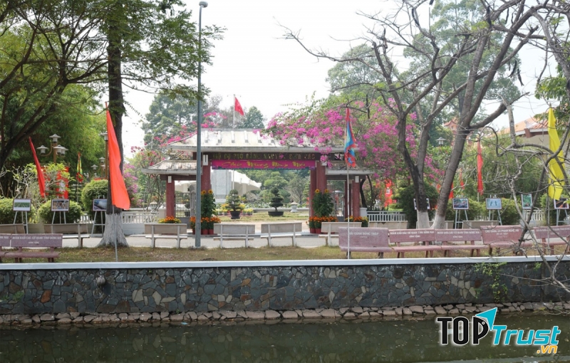 Khu di tích cụ Phó bảng Nguyễn Sinh Sắc nằm ngay trung tâm TP Cao Lãnh