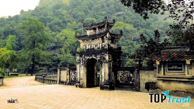 Khu di tích lịch sử cố đô Hoa Lư