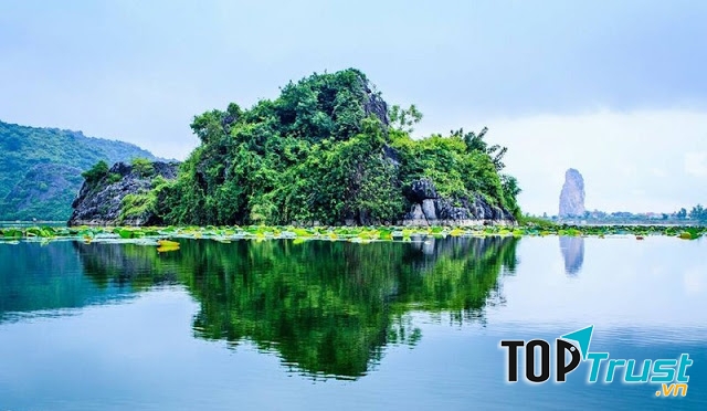 Khu Du lịch hồ Quan Sơn