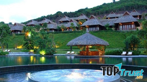 Khu du lịch Hòn Tằm