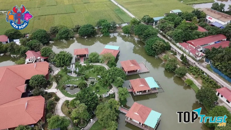 Món ăn ở khu du lịch sinh thái Biển Đông - Long Biên