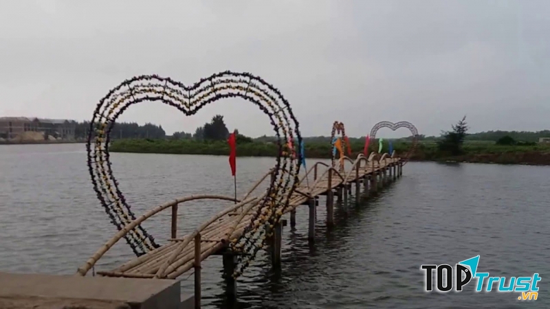 Khu du lịch sinh thái Cồn Đen - Cồn biển đẹp nhất miền Bắc