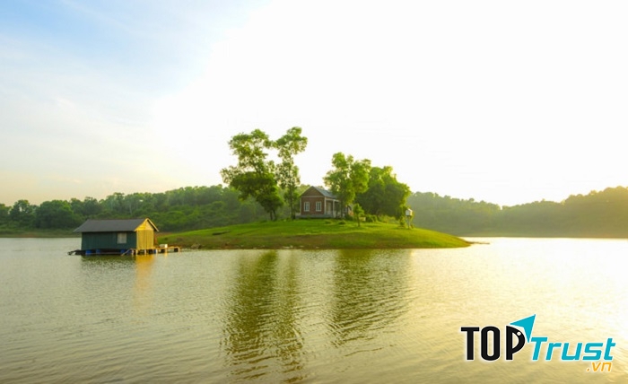 Khu du lịch sinh thái Đồng Mô