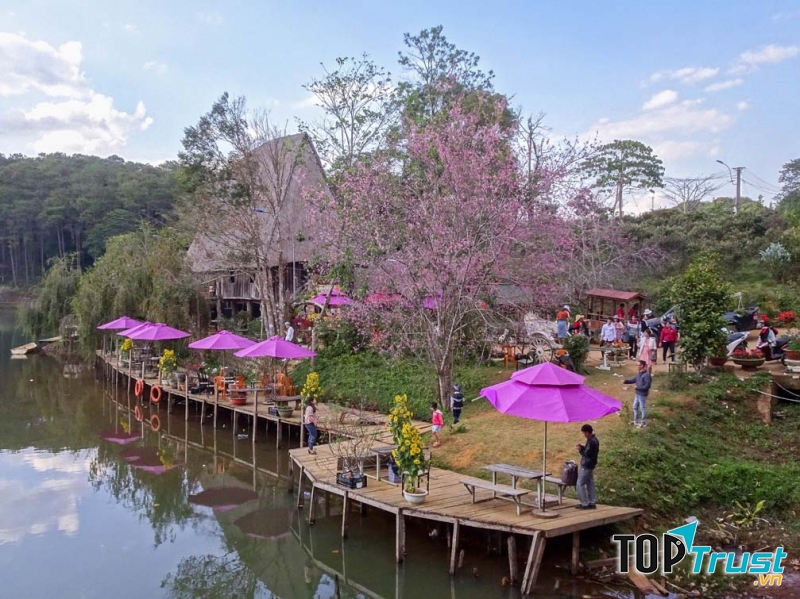 Khu du lịch sinh thái Măng Đen