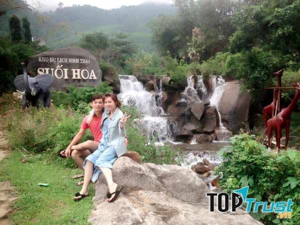 Khu du lịch sinh thái Suối Hoa