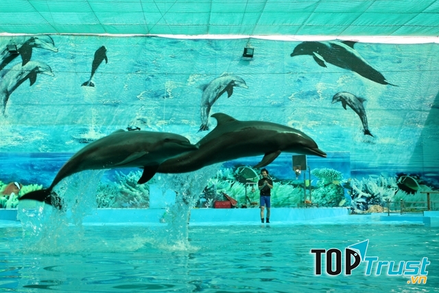 Khu du lịch Suối Tiên