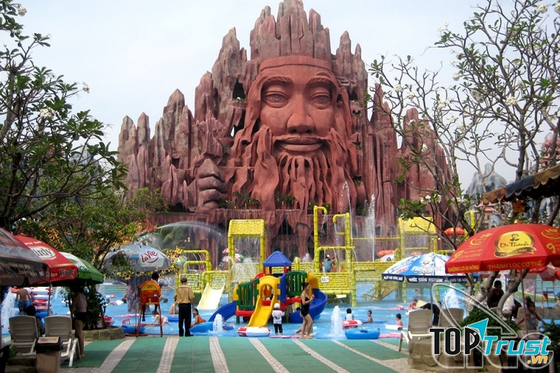 Khu du lịch Suối Tiên