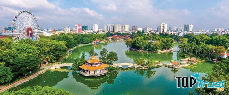 Toàn cảnh khu Đầm Sen nhìn từ trên cao