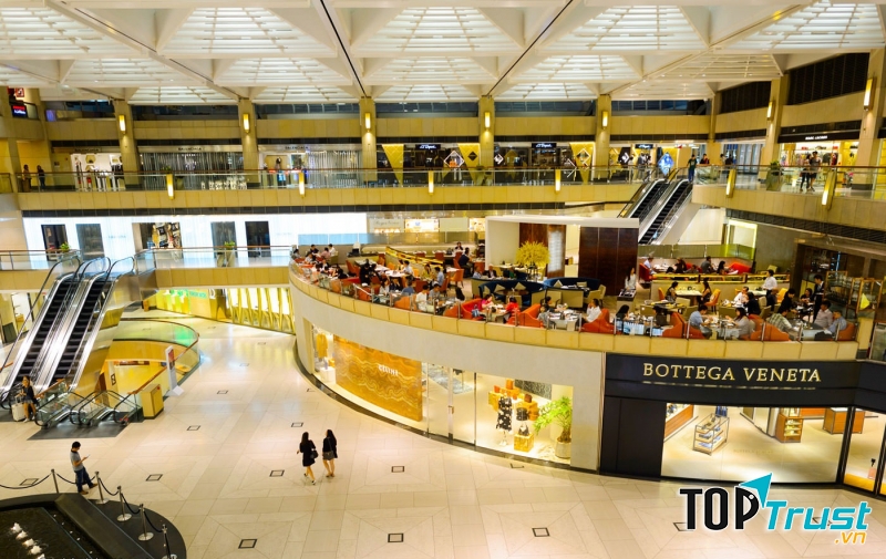 Khu mua sắm The Landmark