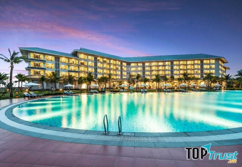Vinpearl Discovery Cửa Hội