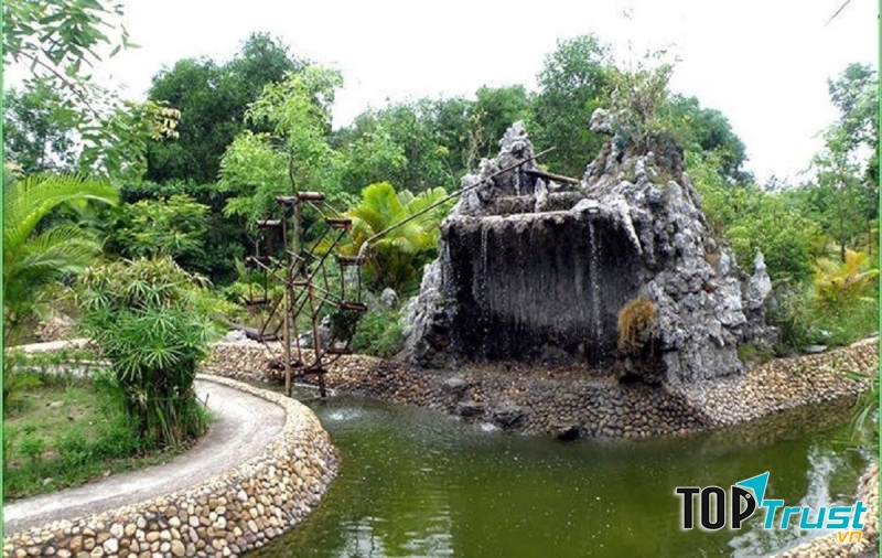 Khu suối khoáng nóng Tiên Lãng