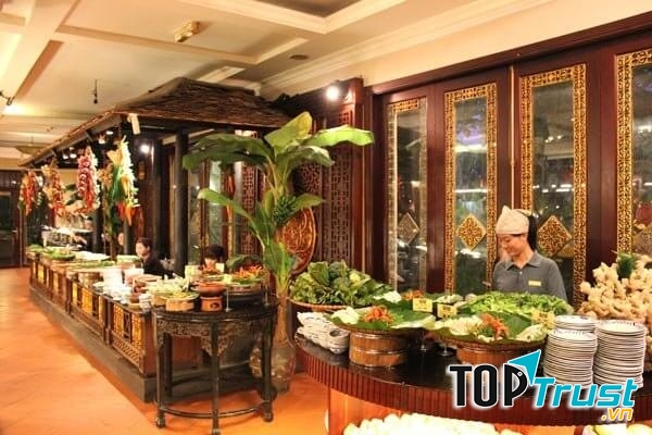 Buffet Sen Lý Thái Tổ