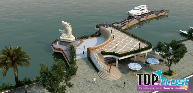 Cây cầu tình yêu trong khu vực tượng đá Cá Chép Hóa Rồng