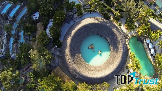 Suối khoáng nóng I-Resort